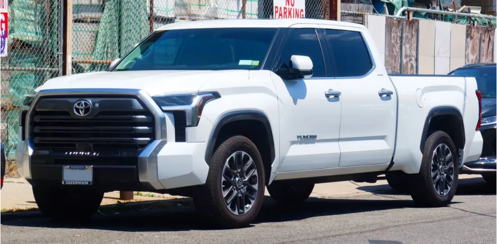 Toyota Tundra III CrewMax Standard Bed