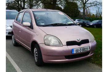 Toyota Vitz I