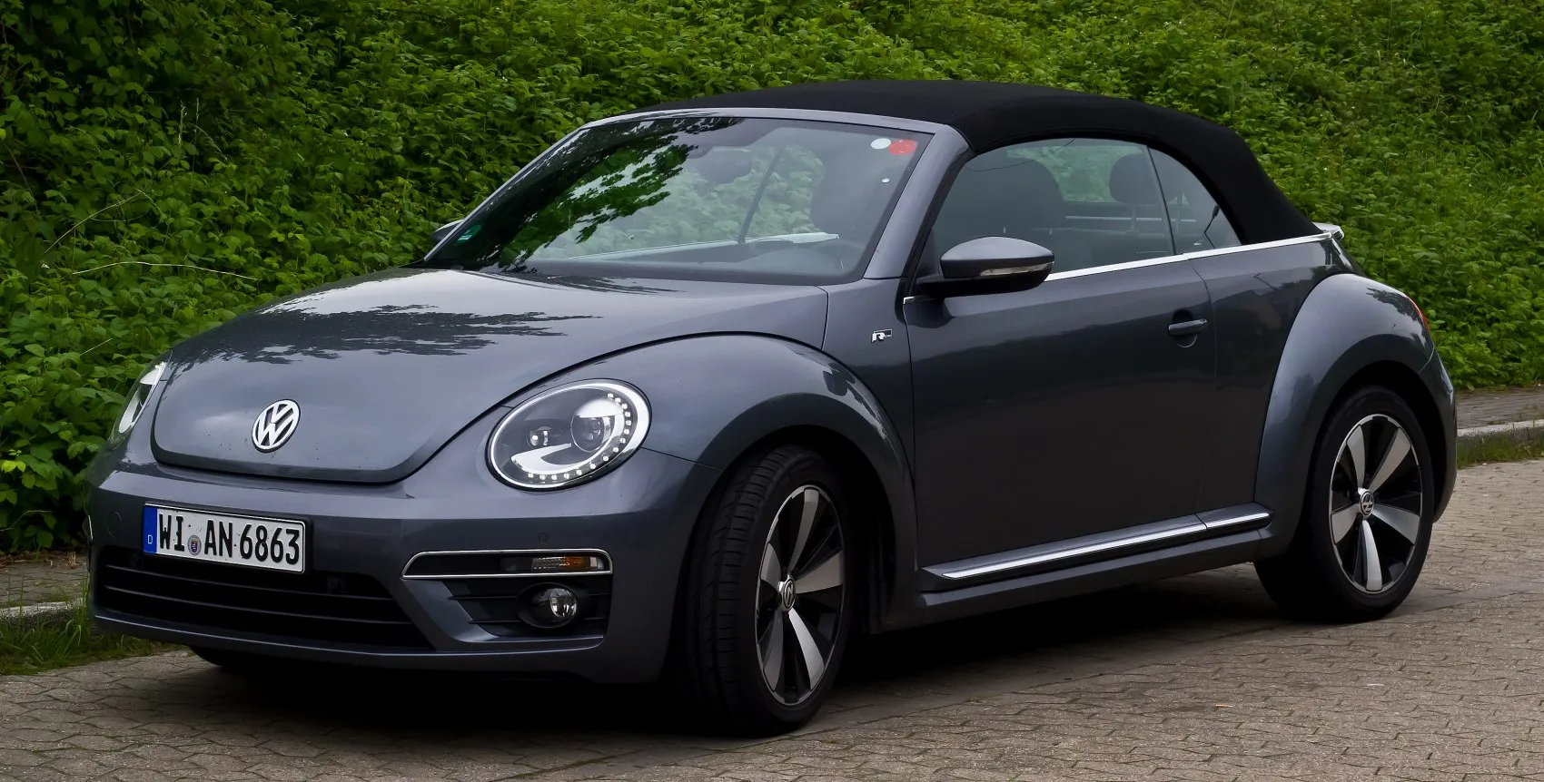 Volkswagen Beetle Convertible (A5)