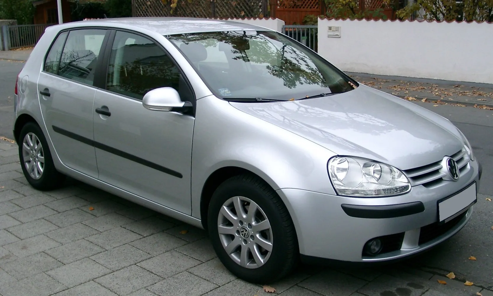 Volkswagen Golf V (5-door)