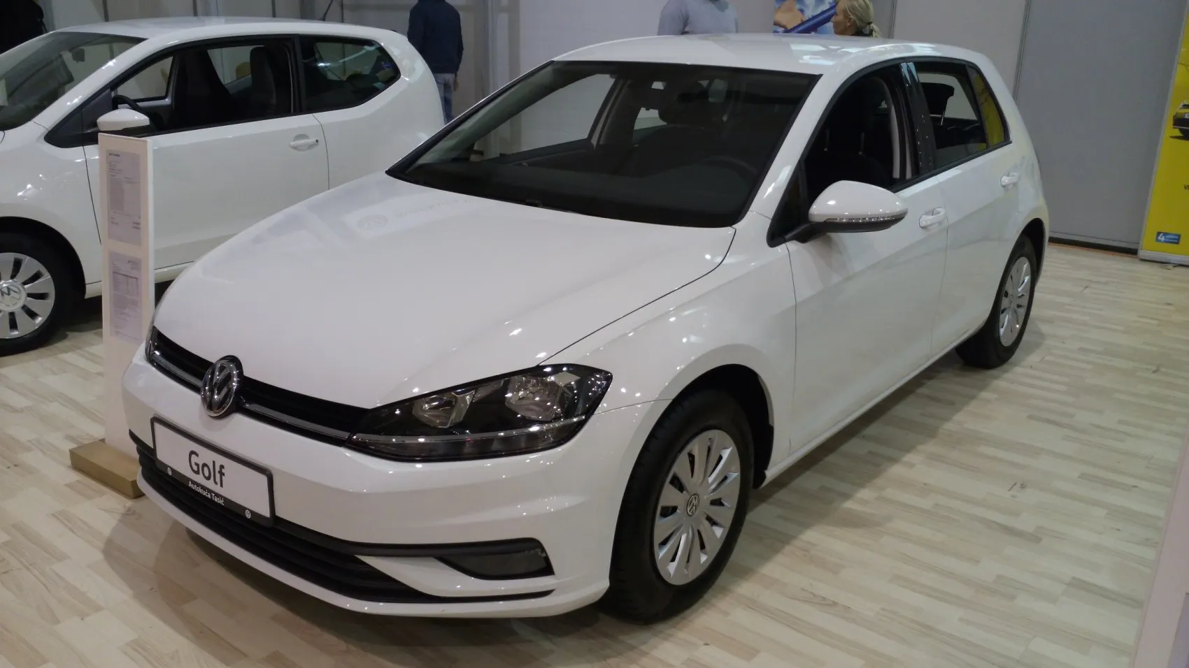 Volkswagen Golf VII (5-door, facelift 2017)