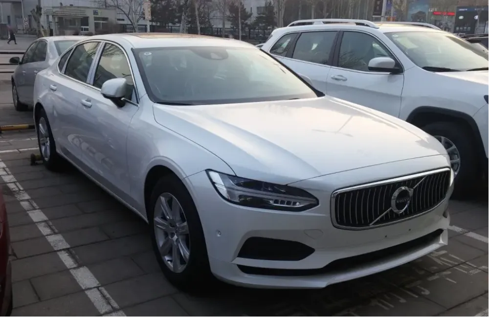 Volvo S90 L (2016)
