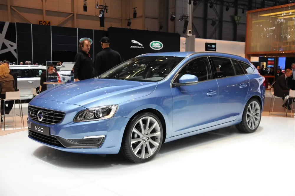 Volvo V60 I (2013 facelift)