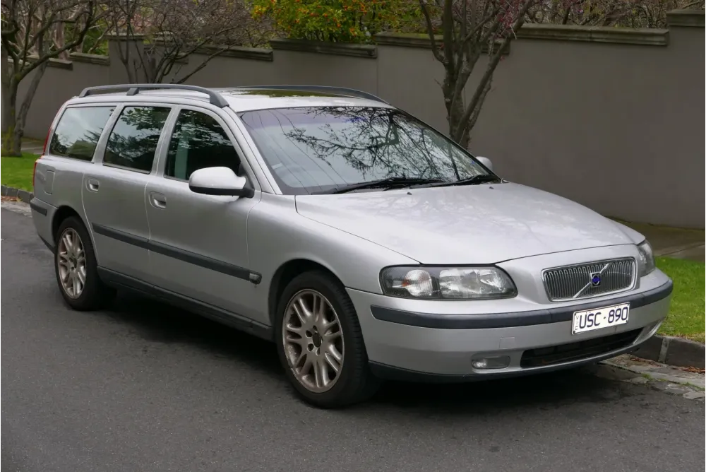 Volvo V70 II
