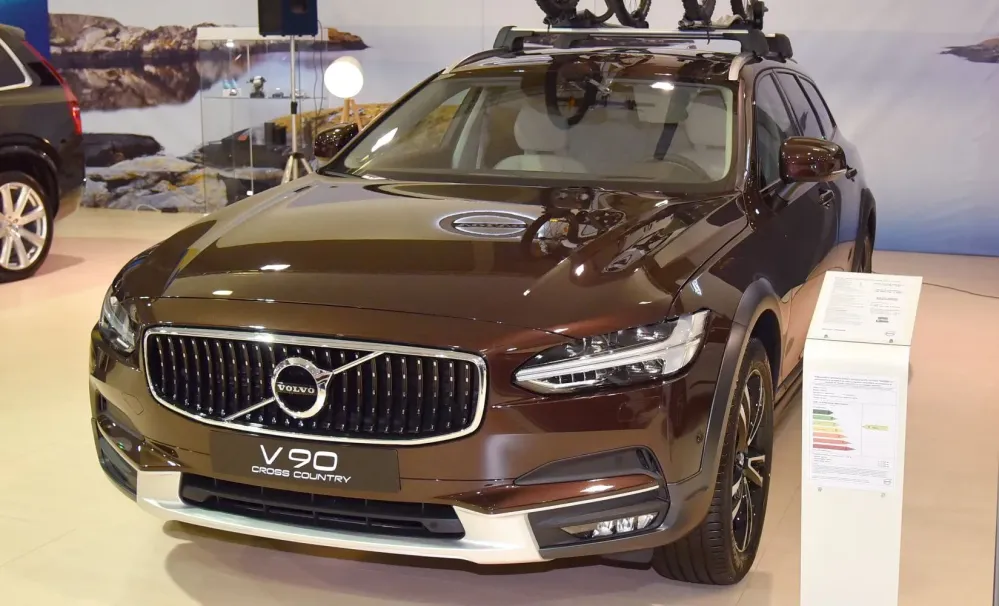 Volvo V90 Cross Country