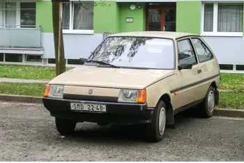 zaz 1102